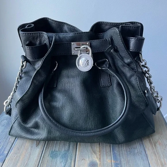 Michael Kors Leather Bag - Picture 2 of 6